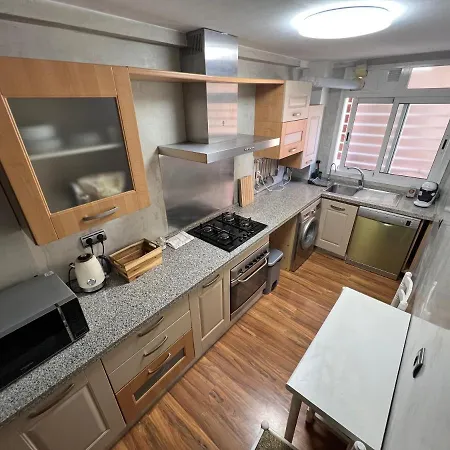 3 Bedrooms With The Sea View 马拉加